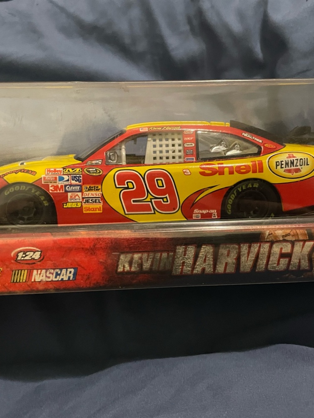 Kevin Harvick #29 Shell Pennzoil Red and Yellow NASCAR Die-Cast Car
